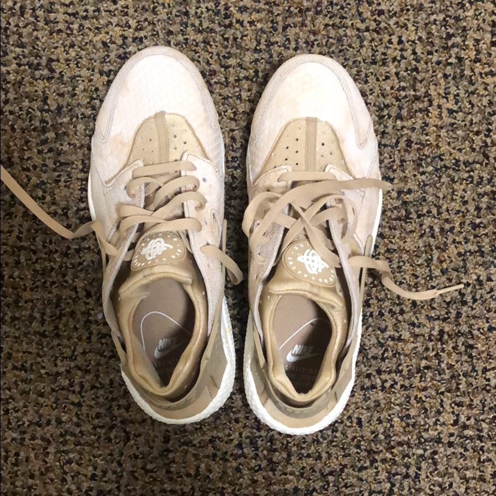 Gold Nike air huaraches
